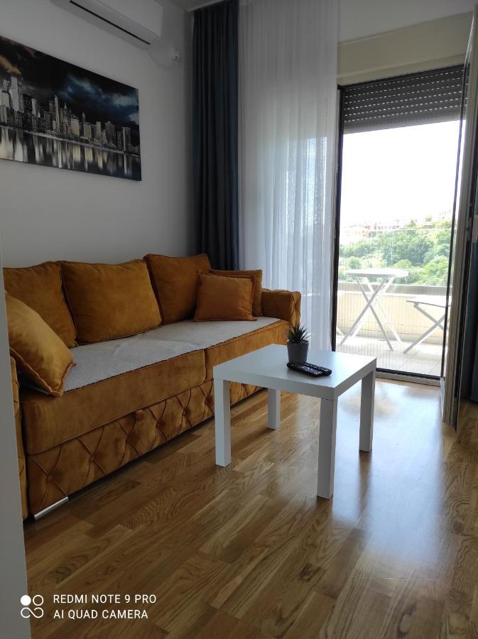 Apartment Comfort With Sea View And Swimming Pool