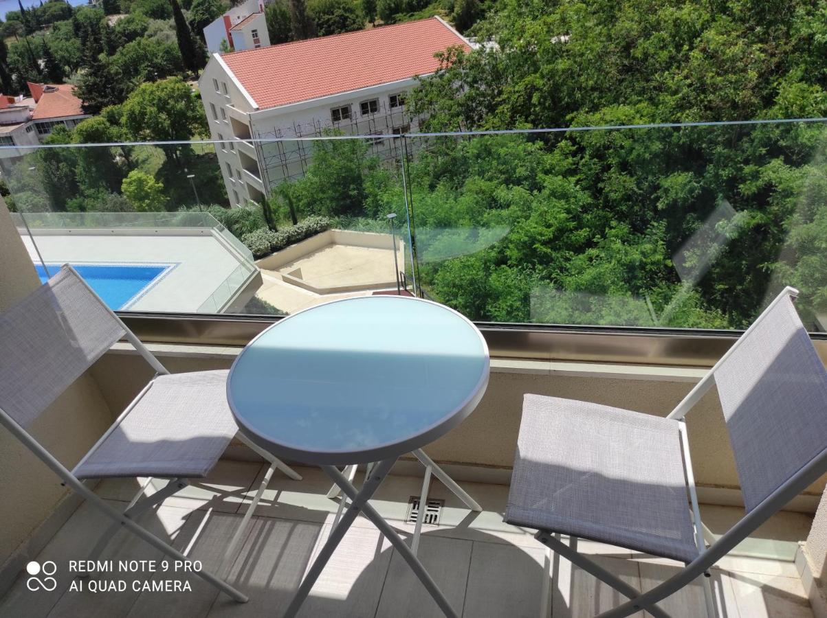 Comfort With Sea View And Swimming Pool Becici (Budva)