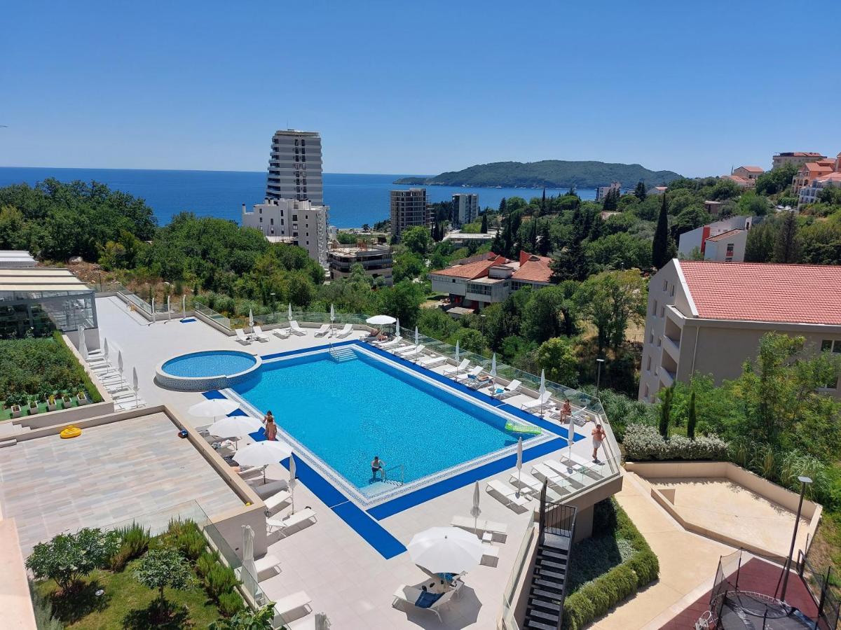 Comfort With Sea View And Swimming Pool Apartment